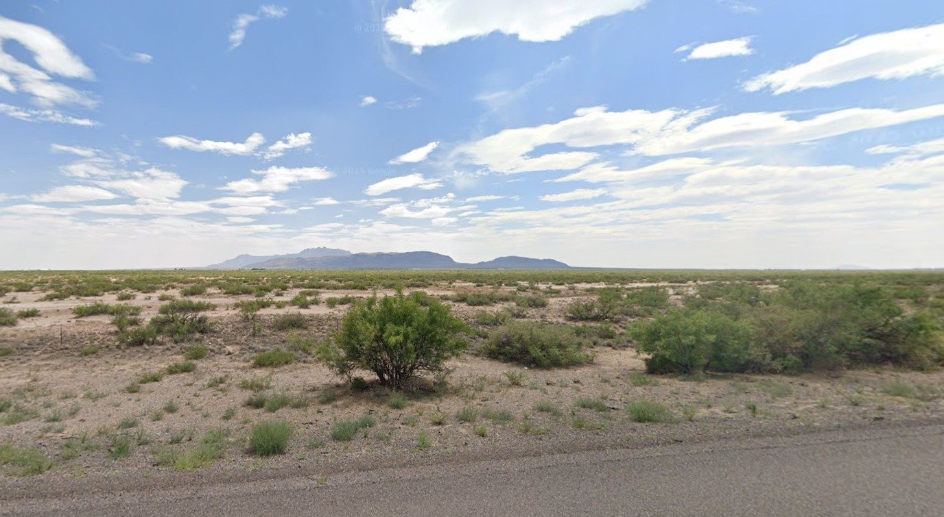 0.5 acre property in Luna, NM