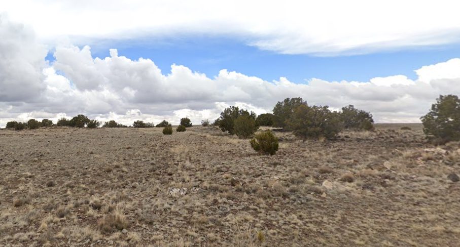 1 acre property in Apache, AZ